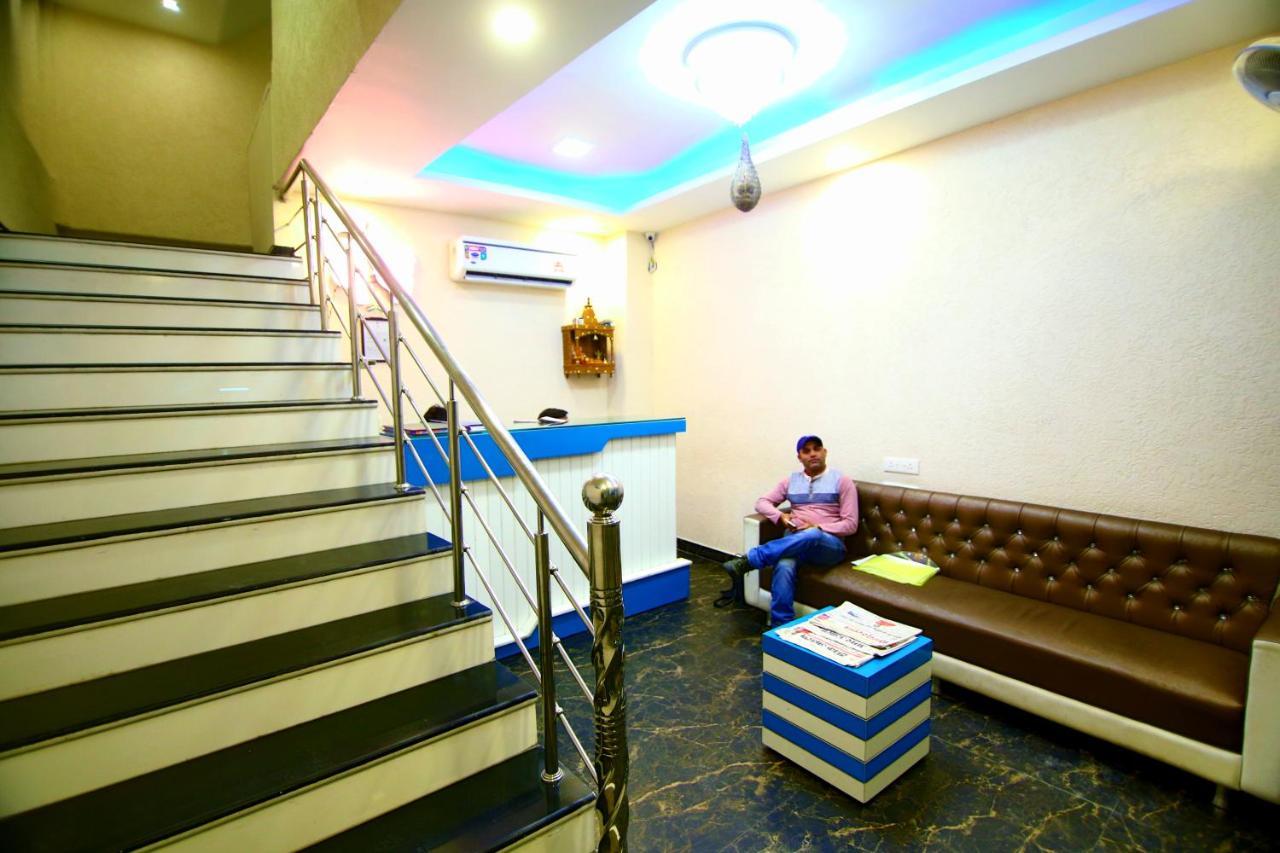 Hotel Gharonda Рішикеш Екстер'єр фото